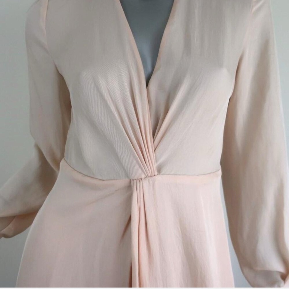 VINCE Light Pink Silk Midi Dress in Neutral Cream Small Size 4 - Picture 2 of 12